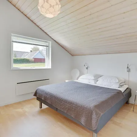 Joannes - 200m From The Sea By Interhome *