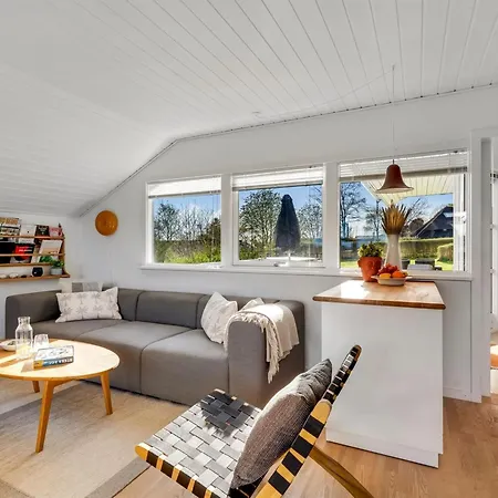 Joannes - 200m From The Sea By Interhome